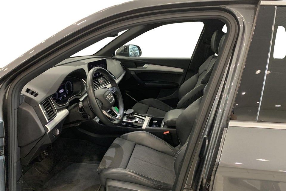 Audi Q5 50 TFSi e S-line quattro S-tr. 5d