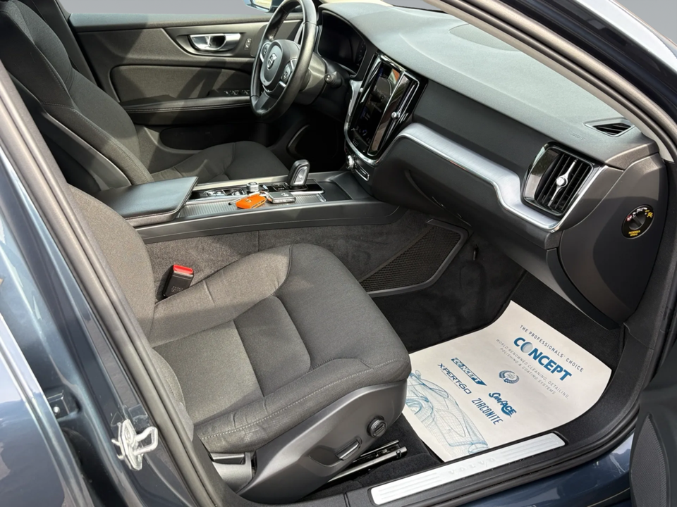 Volvo V60 2,0 B4 197 Momentum aut. 5d