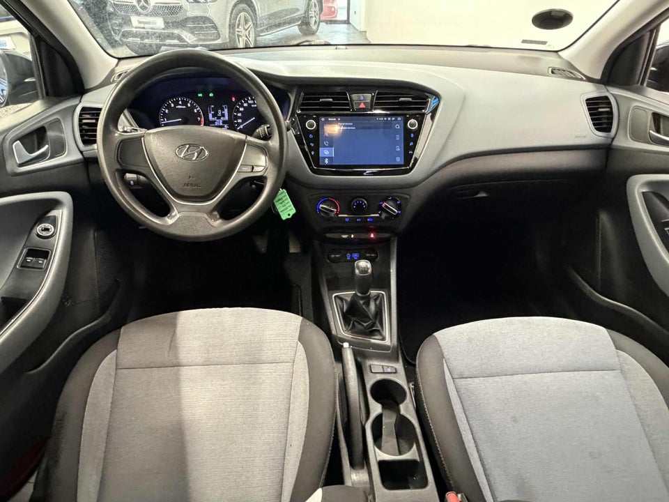Hyundai i20 1,25 Classic Go! 5d