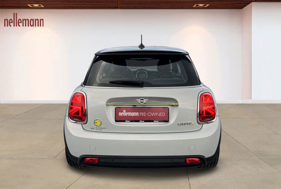 MINI Cooper SE Trim M Greenwich 3d