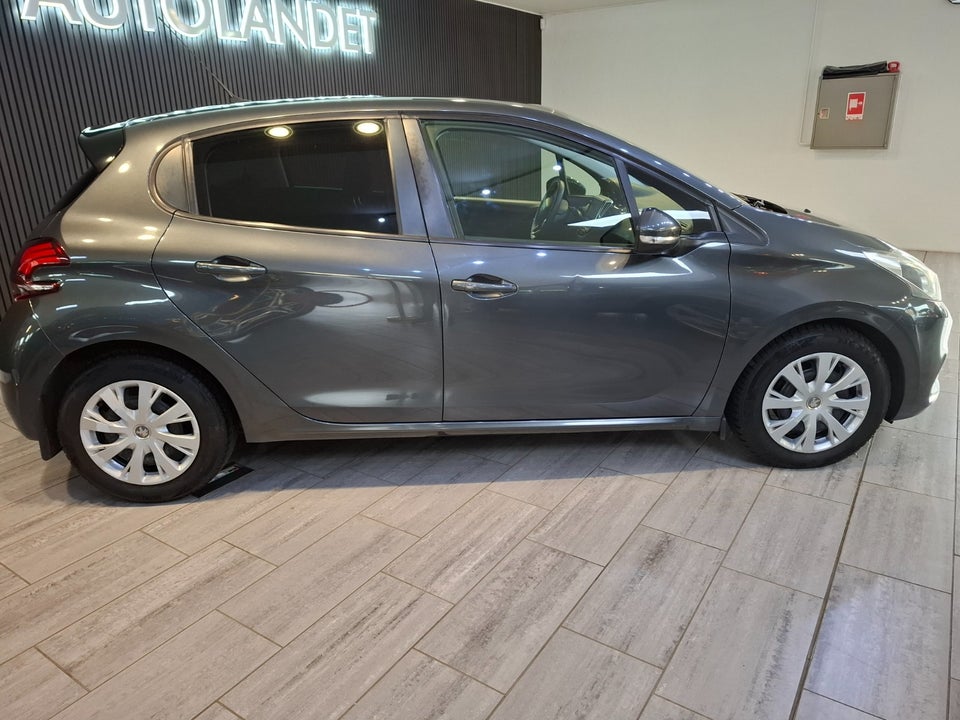 Peugeot 208 1,2 VTi 82 Active 5d