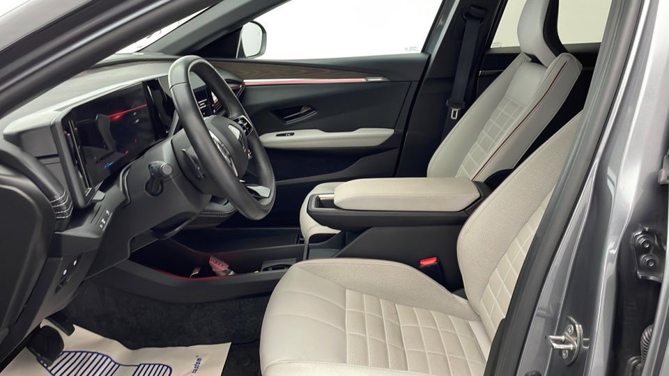 Renault Megane E-Tech 60 Iconic 5d