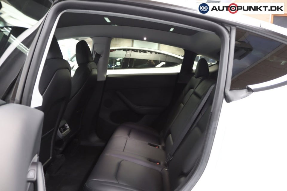 Tesla Model Y Long Range AWD 5d