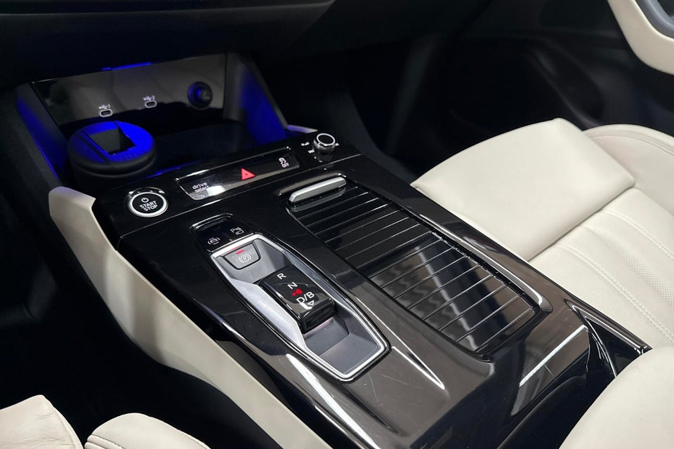 Audi Q6 e-tron Ultra quattro 5d