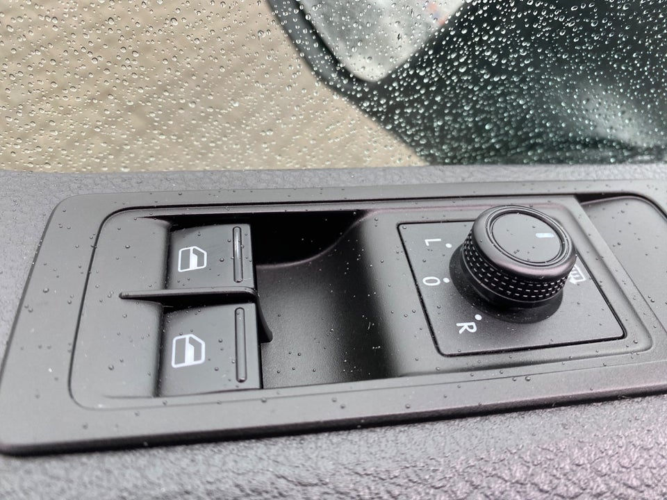 VW Transporter 2,0 TDi 150 Mandskabsvogn DSG