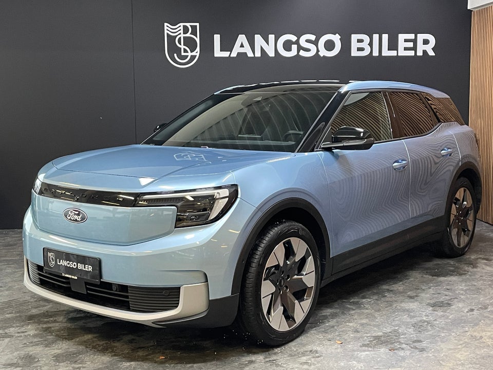 Ford Explorer 77 Premium Extended Range 5d
