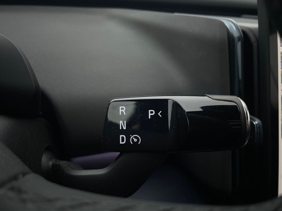 Volvo EX30 Extended Range Plus 5d