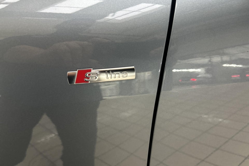 Audi Q4 e-tron 50 Attitude quattro 5d