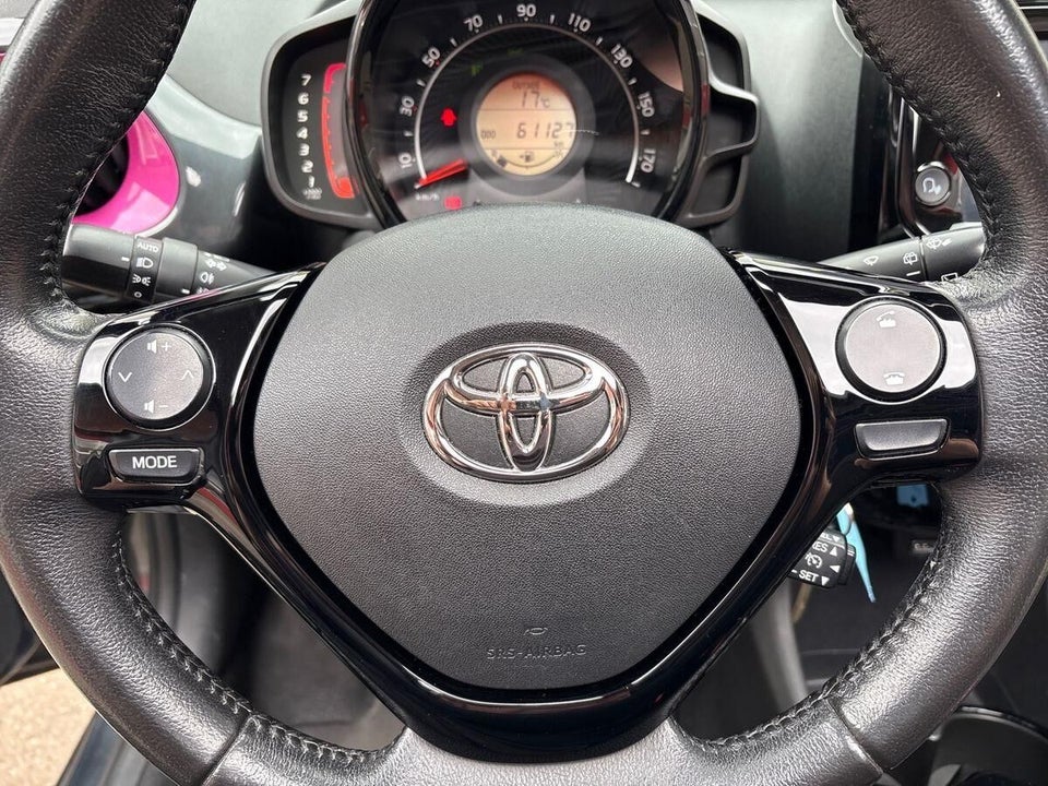 Toyota Aygo 1,0 VVT-i x-style 5d