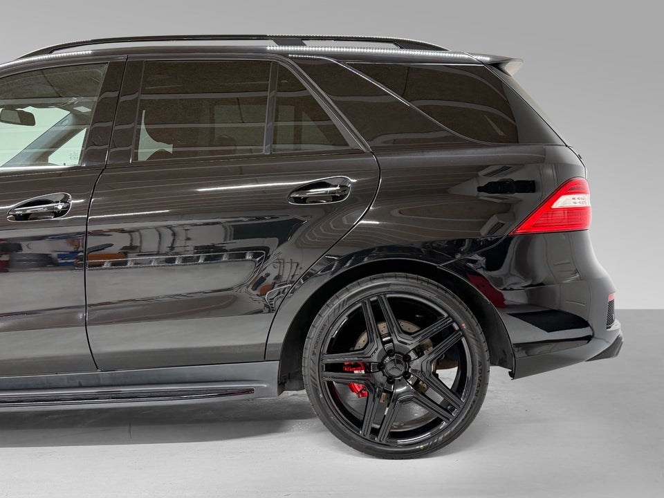 Mercedes ML63 5,5 AMG Performance aut. Van 5d