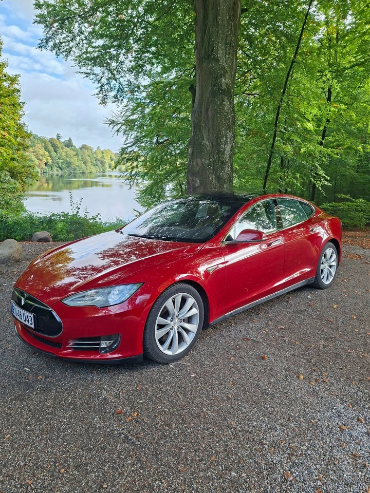 Tesla Model S 85D 5d