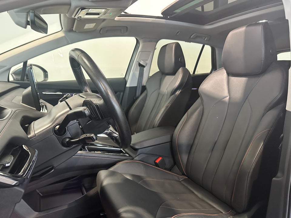 Skoda Enyaq 80 iV Suite 5d