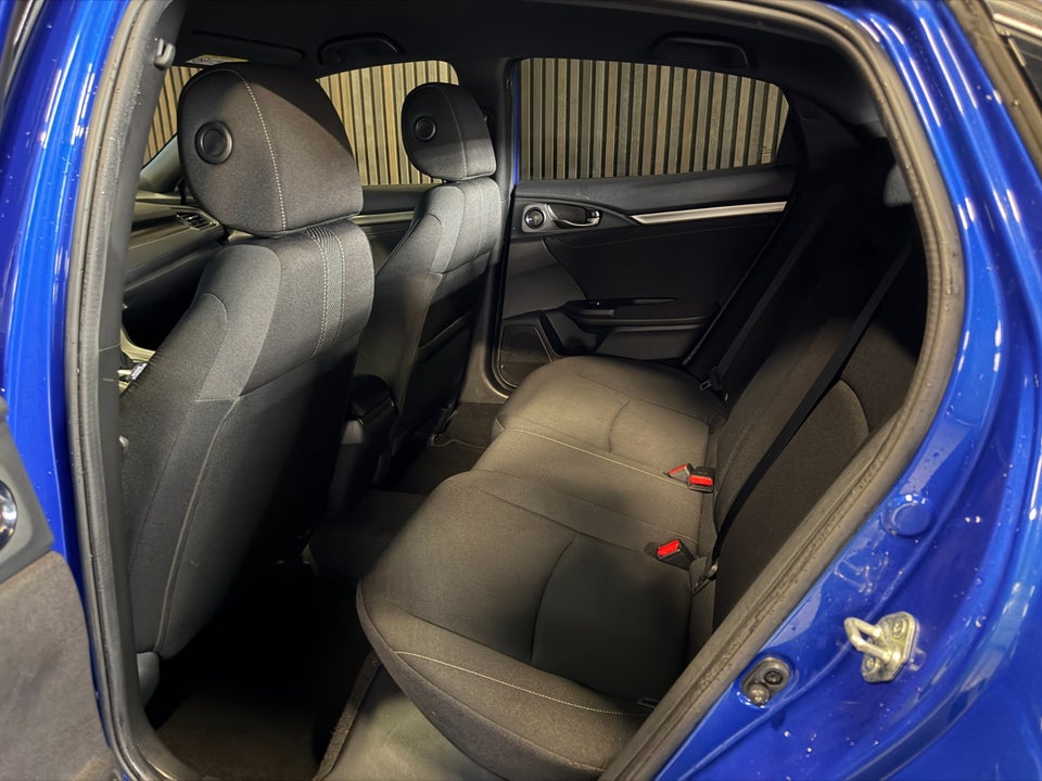 Honda Civic 1,0 VTEC Turbo Elegance 5d