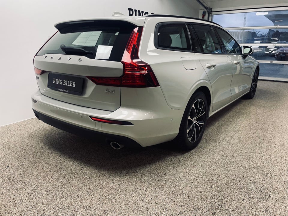 Volvo V60 2,0 D4 190 Momentum aut. 5d