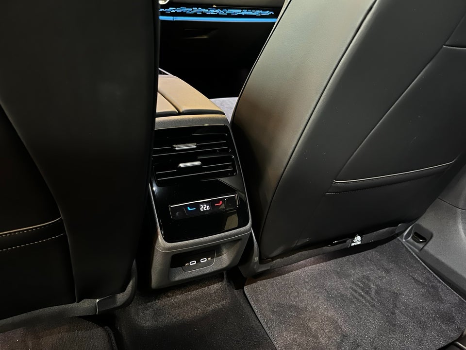 VW ID.7 77 Style+ Tourer 5d