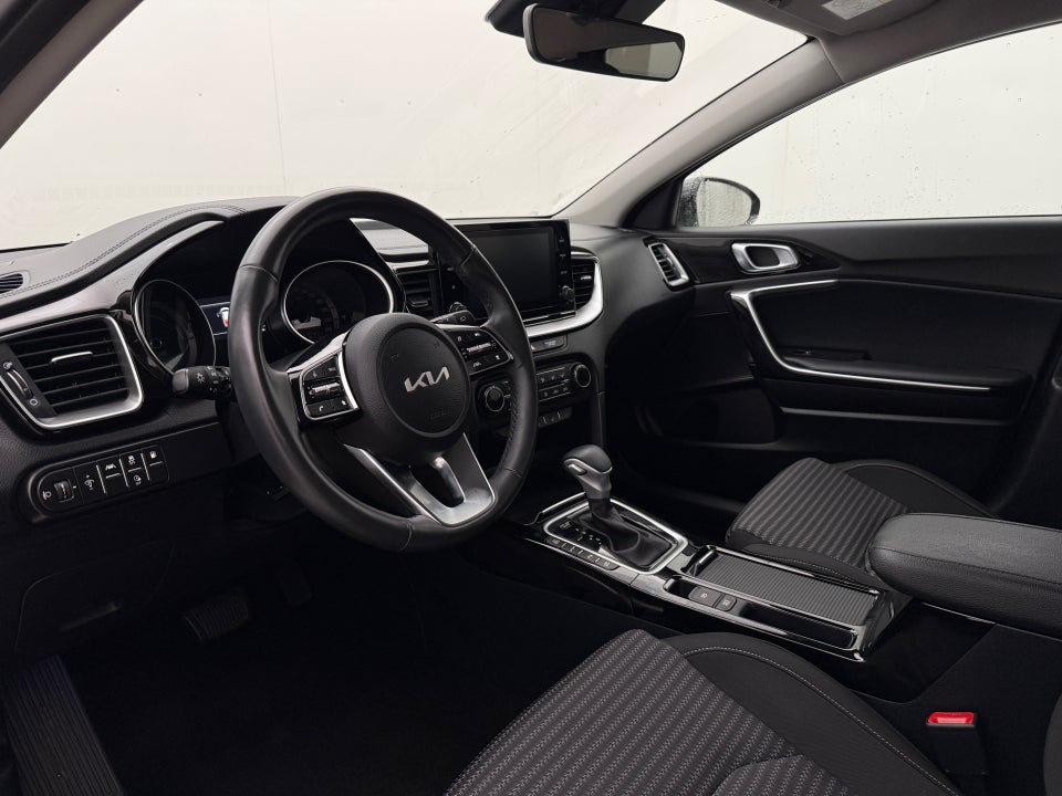 Kia Ceed 1,6 PHEV Prestige SW DCT 5d