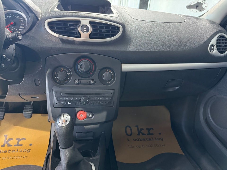 Renault Clio III 1,2 16V Authentique Sport Tourer 5d