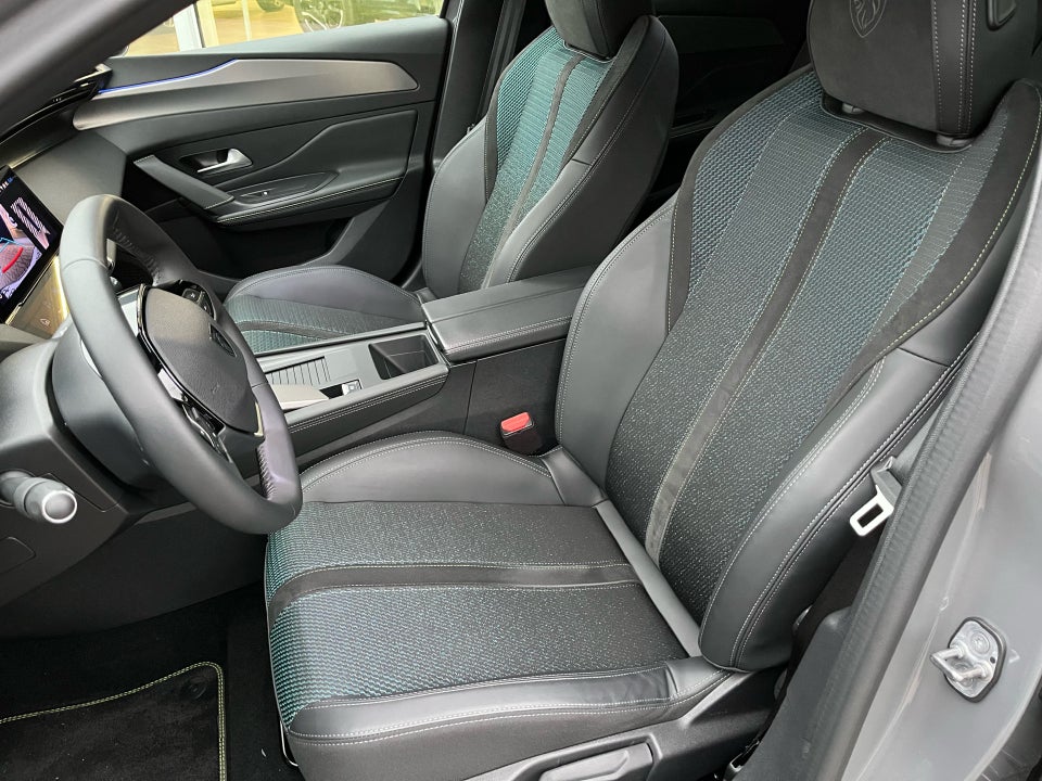 Peugeot e-308 54 First Edition 5d
