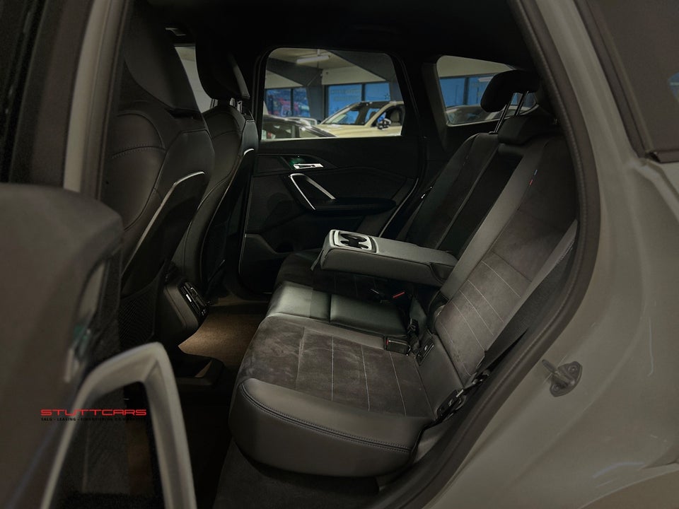 BMW iX1 eDrive20 Fully Charged M-Sport 5d