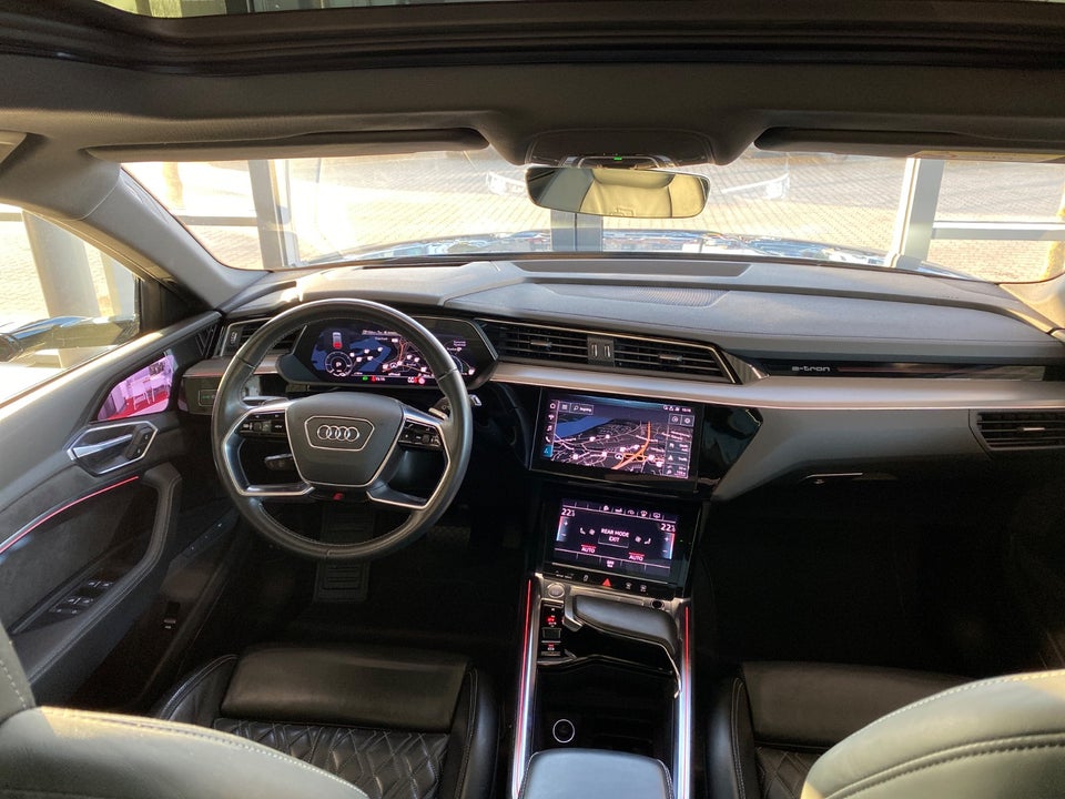 Audi e-tron 55 S-line quattro 5d