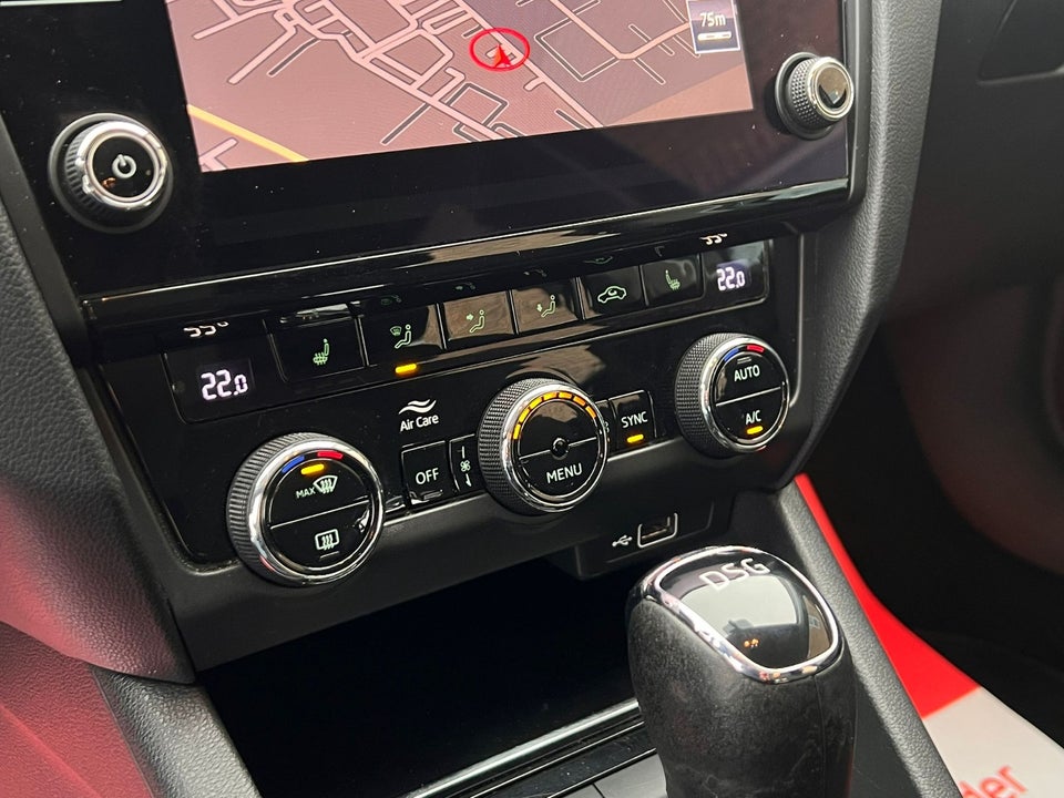 Skoda Octavia 2,0 TDi 150 Ambition Combi DSG 5d