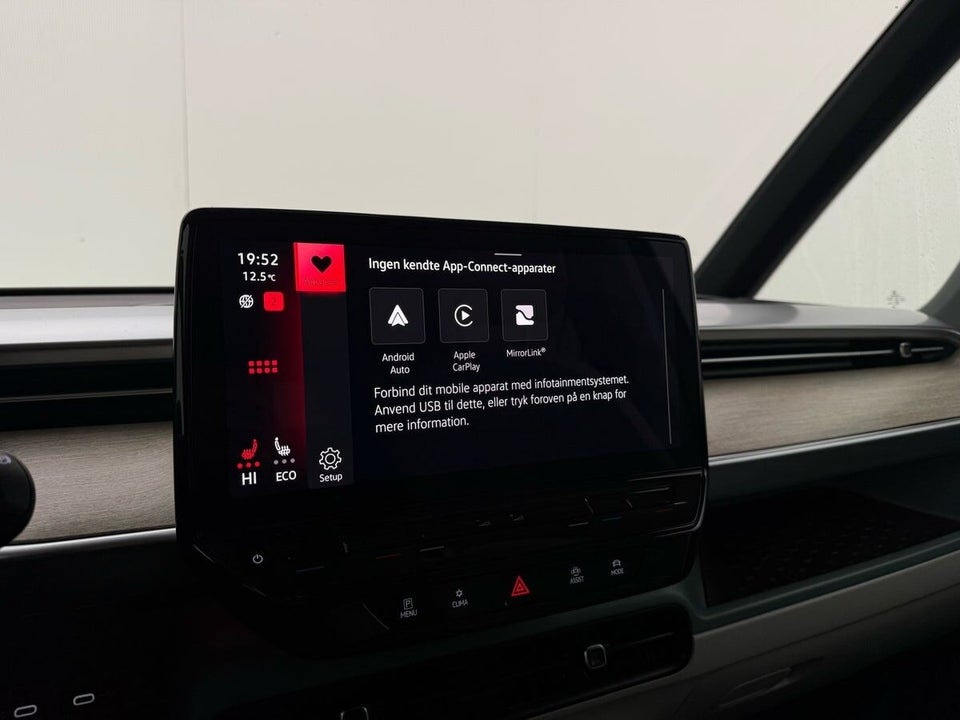 VW ID.Buzz 77 Pro SWB 5d