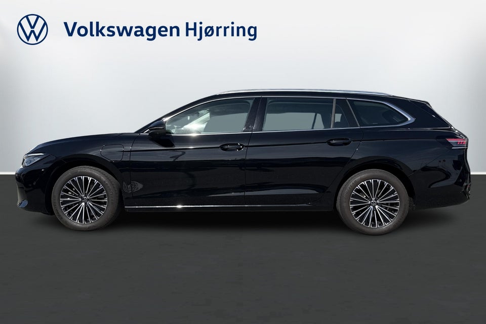 VW Passat 1,5 eHybrid Elegance Variant DSG 5d