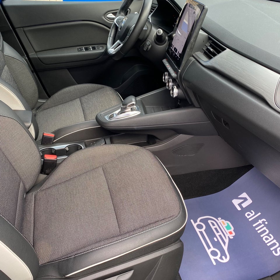 Renault Captur 1,6 E-Tech Intens 5d