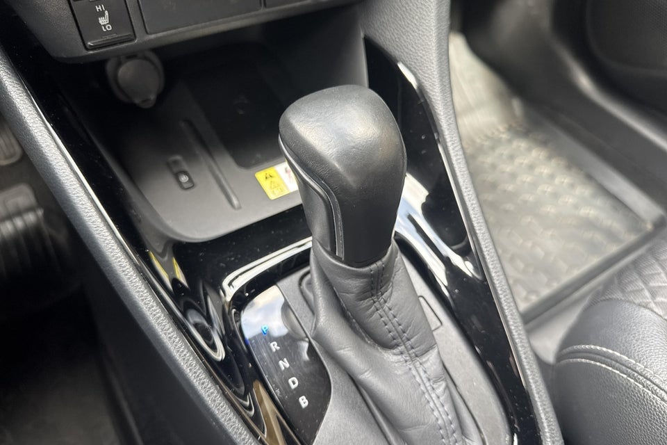 Toyota Yaris 1,5 Hybrid H3 Style e-CVT 5d