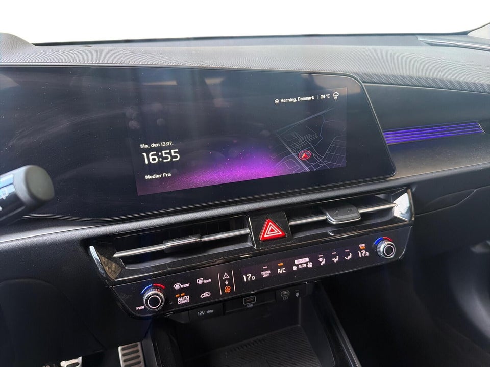 Kia Niro 64 EV Premium 5d