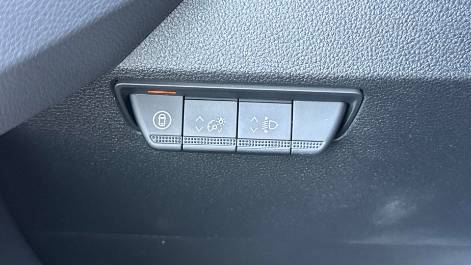 Renault Master V T33 2,0 dCi 150 L2H2 Kassevogn Tekno