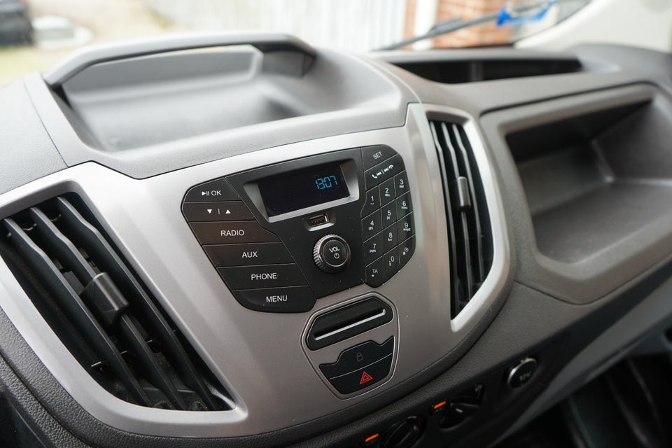 Ford Transit 350 L2 Van 2,0 TDCi 130 Trend H2 RWD