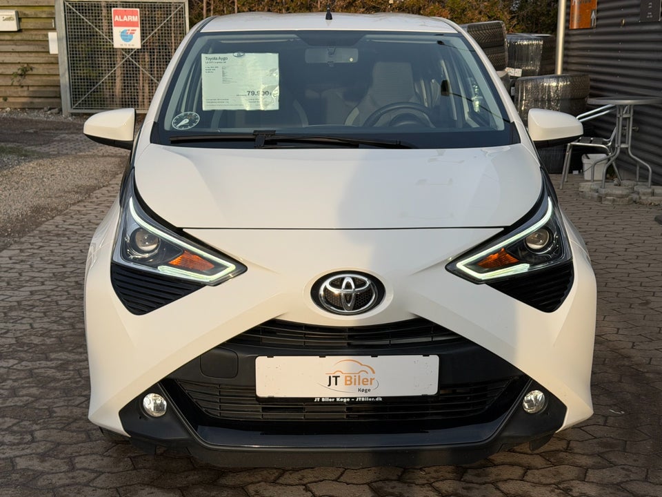 Toyota Aygo 1,0 VVT-i x-press 5d