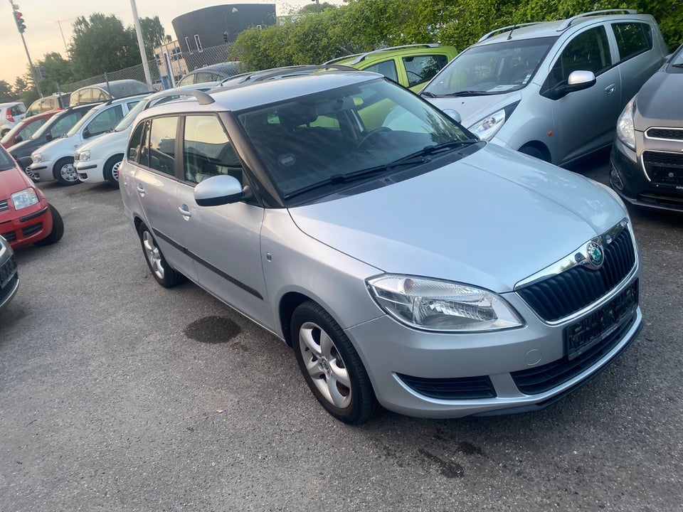 Skoda Fabia 1,2 TSi 86 Ambiente Combi 5d
