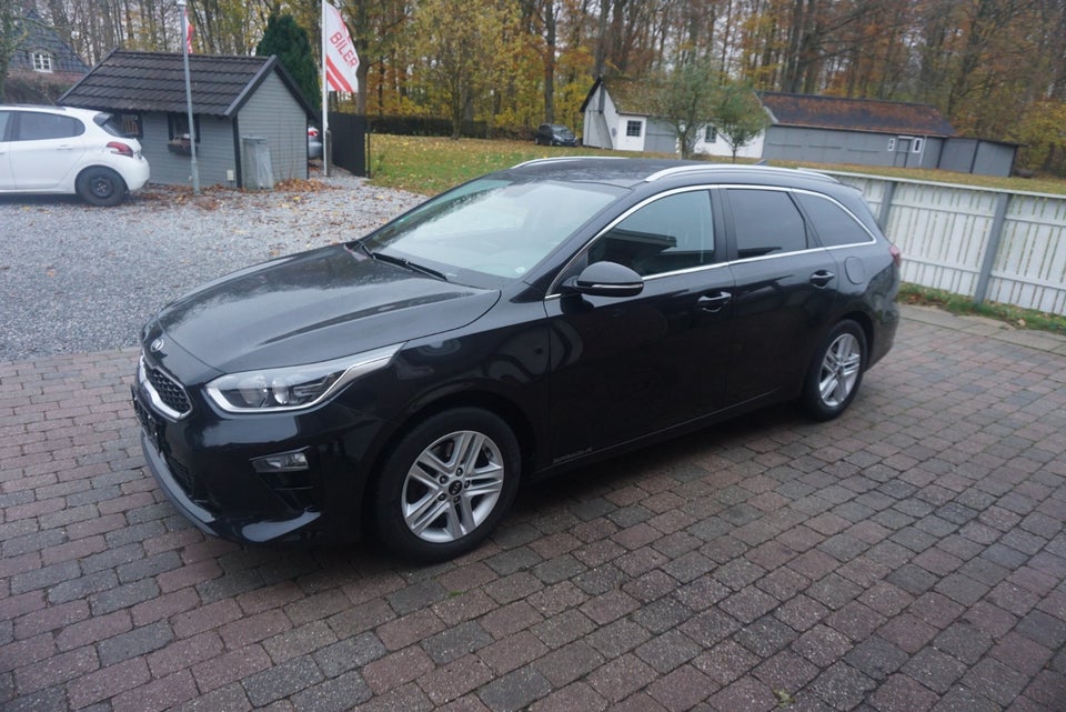 Kia Ceed 1,0 T-GDi Intro Edition SW 5d