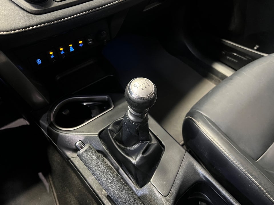 Toyota RAV4 2,0 D-4D T3 5d