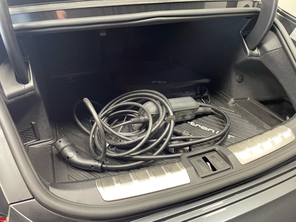 Audi e-tron GT quattro 4d