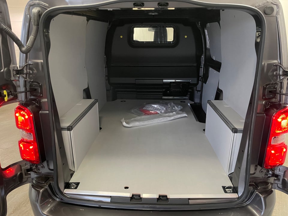 Peugeot e-Expert 75 L2 Premium Van