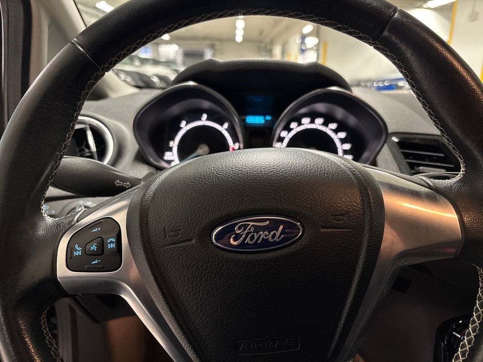 Ford Fiesta 1,5 TDCi 95 Titanium Van 5d