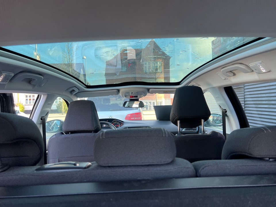 Peugeot 308 1,5 BlueHDi 130 Allure Sky SW 5d