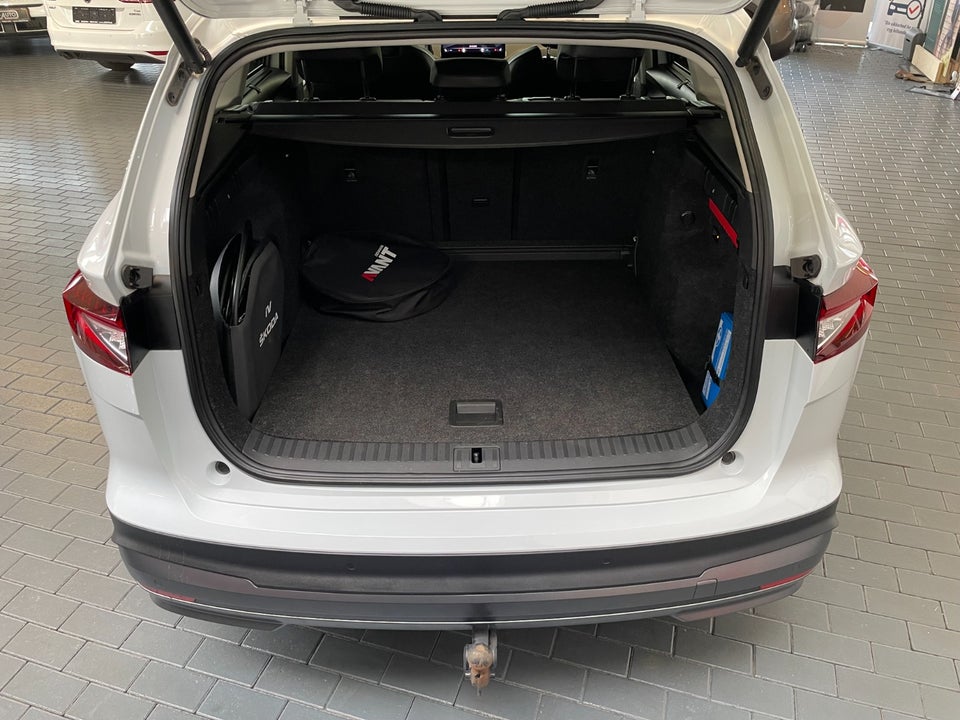 Skoda Enyaq 80 iV Loft 5d