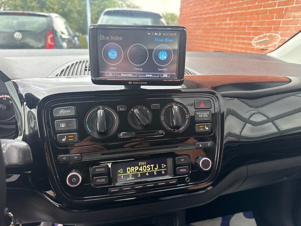 VW Up! 1,0 75 Move Up! BMT 5d