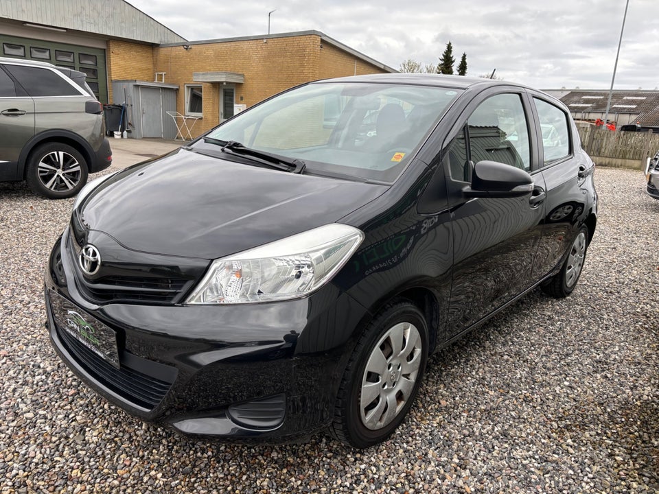 Toyota Yaris 1,0 VVT-i T2 Touch 5d