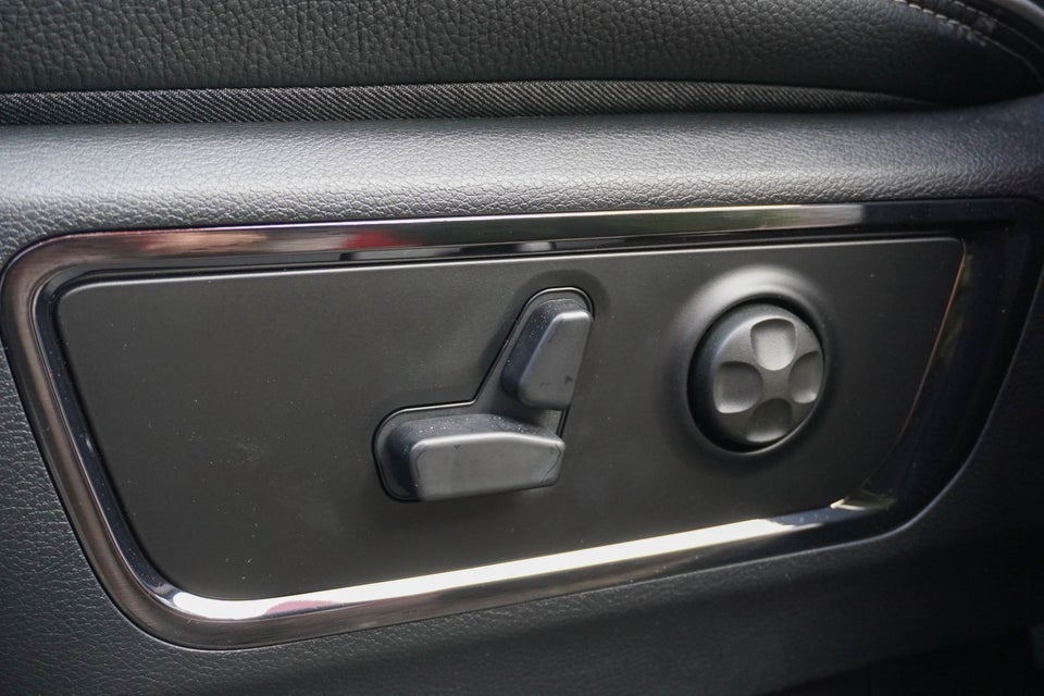 Dodge RAM 1500 3,0 Limited Night aut. 4d