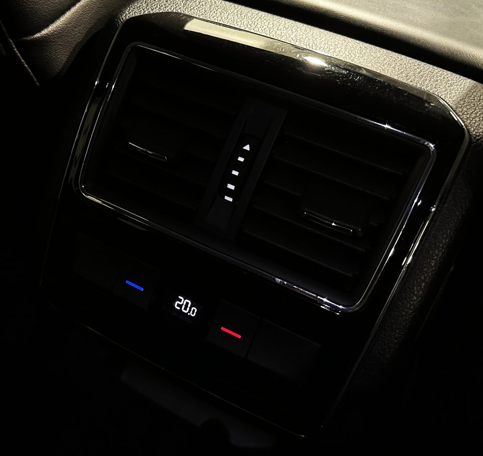 Skoda Superb 1,5 TSi 150 Business Executive Combi DSG 5d