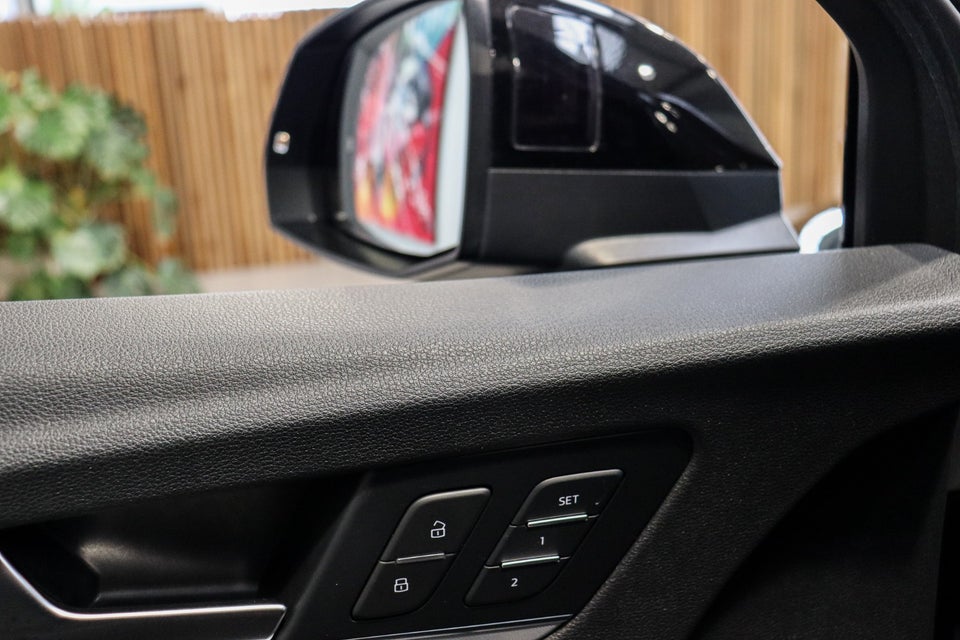 Audi Q5 40 TDi S-line quattro S-tr. 5d