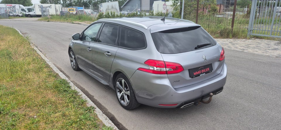 Peugeot 308 1,2 e-THP 110 Style SW 5d