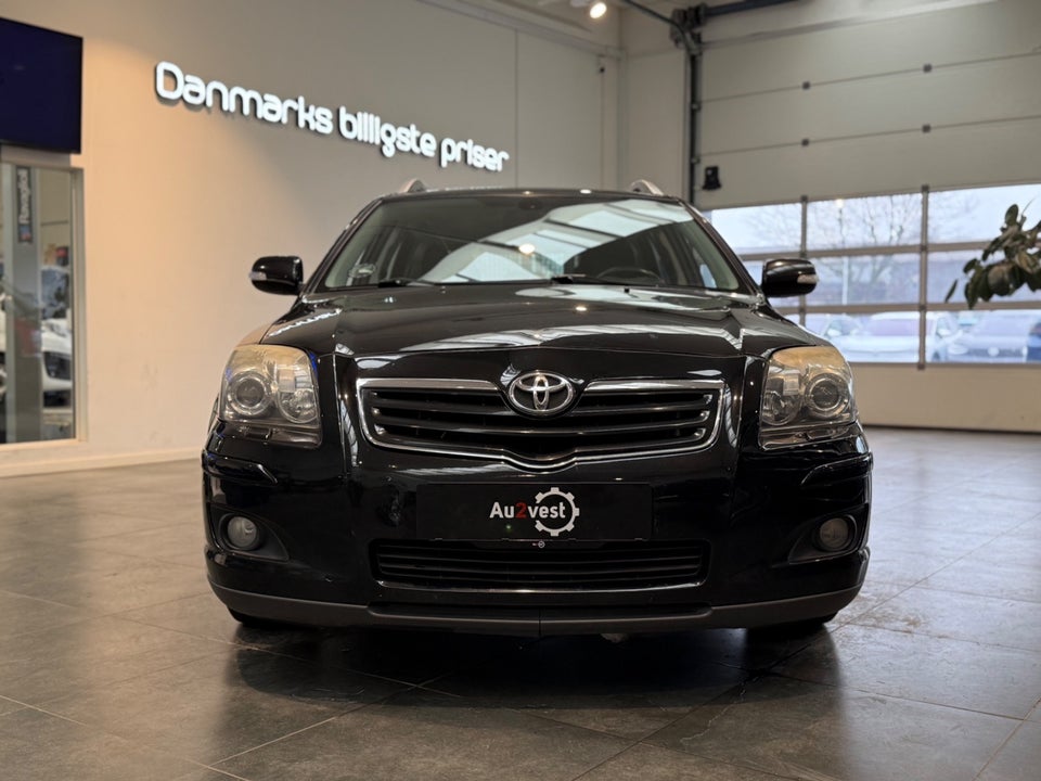 Toyota Avensis 2,0 VVT-i Executive 5d