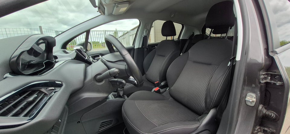 Peugeot 208 1,6 BlueHDi 100 Allure 5d
