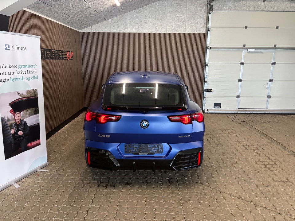 BMW iX2 xDrive30 Fully Charged M-Sport 5d